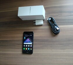 Huawei P8 Lite 2017 Smartphone Dual-Sim 5.2 Zoll 16 GB Android schwarz black