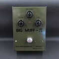 ELECTRO-HARMONIX GREEN RUSSIAN BIG MUFF Fuzz Pedal