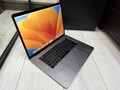 Apple MacBook Pro Retina 15,4“ 2017 1TB SSD 16GB Ram 3,1GHz Core i7 Pro 560 4GB