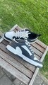 PUMA Unisex Rebound V6 Low Sneaker - Schwarz und Weiss - Zustand sehr gut