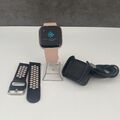 Fitbit Versa 2 Smartwatch Gesundheit Fitness Tracker Pinkgold, 2 Armbänder & Ladegerät