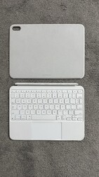 ORIGINAL APPLE IPAD 10. GENERATION SMART MAGIC KEYBOARD FOLIO CASE WEISS