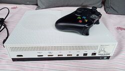 Xbox One S 1 TB Weiß