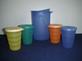 Tupperware Junge Welle Saftkanne Milchkanne Kanne 1 L + 4 Becher Tassen