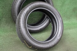2x Goodyear EfficientGrip Performance 205/55 R17 91V DOT:20 Sommerreifen NEU