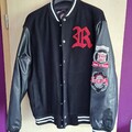 Collegejacke Größe XL
