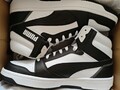 PUMA Rebound V6 Sneaker in 45 - Schwarz/Weiß - NEU & OVP -