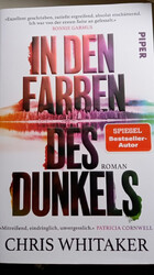 Chris Whitaker in den Farben des Dunkels, Roman gebunden, Belletristik neuwertig