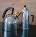 Alessi Design- Wasser- und Espressokocher als Set
