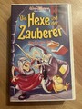 Walt Disney´s Meisterwerke Die Hexe und der Zauberer Merlin und Mim VHS Hologram