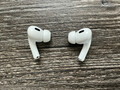 Apple AirPods Pro (2. Generation) mit MagSafe Case (USB-C) / MTJV3ZM/A