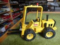 Blechspielzeug Tonka Forklift , Gabelstapler mit Hebefunktion und Fahrer