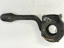 Volkswagen Polo 1997 Indicator Switch (Light Stalk) DOTSAEQB91, Ge #2517434-29