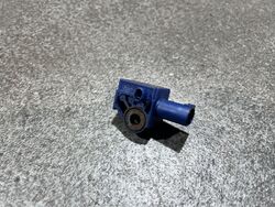 Mercedes Benz C-Klasse W212 S212 Crash Sensor A2128204926