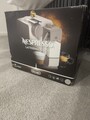 Nespresso Lattissima Kaffeemaschine, Touch EN560W von De'Longhi WEISS/CREME 