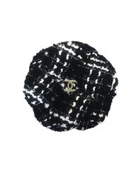 Chanel Camellia brooch tweed, Pin Vintage, Pin Camellia Chanel, Brooch Chanel 