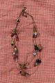 🌺  Perlen Kette Collier 3-reihig tolle Perlen schwarz rotorange grün gold malve
