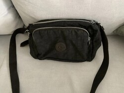 Schwarze leichte Umhängetasche @ KIPLING @ top 