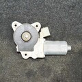 MERCEDES-BENZ E-KLASSE W211 Fensterhebermotor vorne rechts A2118202942 2007