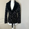 Vintage schwarze Samt Strickjacke Gr. Small Kunstfellkragen Blumen Nähte Velour