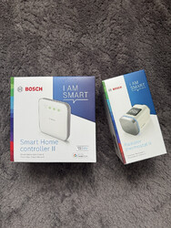 Bosch Smart Home Starterset "Controller 2 + Thermostat  2