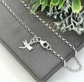 BEZAUBERTE FUSSKETTE MIT EINEM STERLING SILBER MIN LIBELLE CHARM 925