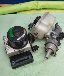 VW Golf Plus 5 1,9 TDI ABS Block Hydraulikblock Steuergerät 1K0614517AE