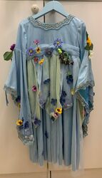 Designed und handgefertigtes Feenkostüm Mädchen Set Kleid, Zauberstab & Beutel