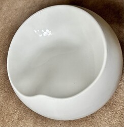 Design-Klassiker im Space-Age-Stil – Weißer Fiberglas Sessel  70er Jahre