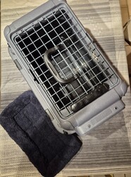 AniOne Transportbox XS für Hunde und Katzen - TOP