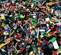 1 kg LEGO® Kiloware Teile Steine Räder Sondersteine Platten + 3 Minifiguren