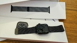 Apple Watch Series 8 GPS + Cellular 41mm Edelstahl Graphite Milanaise - wie neu