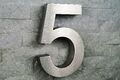 3D-Hausnummer 5 Edelstahl V2A H25cm Arial  0 1 2 3 4 5 6 7 8 9 a b c d