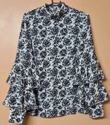 Exquise Bluse weiß schwarz Blumen Rüschenärmel leicht Größe 10