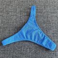 Bikiniunterteil Größe 6 blau fehlgeführter Tanga gerippt Urlaub Bademode hochbeinig