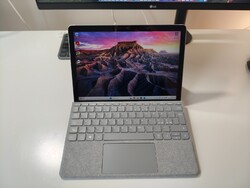 Microsoft Surface Go 2 10,5 Zoll (128GB SSD, Intel Core m3 8100Y)