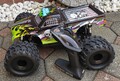 RC Auto (1:7) 4S Brushless mit FB, 2 x 7000 mAh Akkus, Ladegerät  mit Netzteil