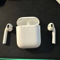TOP: Apple AirPods 2. Generation A2032 mit Ladecase - weiß in OVP