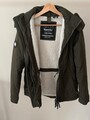 Superdry Damen Jacke, Winterjacke,Wind Parka, Teddyfutter, Gr.M, NEU, dunkelgrün