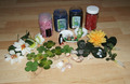 Bastelmaterial Deko Set Miniatur Figuren Blumen Farbsteine / Granulat / Glas