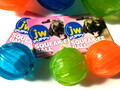JW Pets Hundespielzeug Hundeball orange grün blau Squeak quietscht S 4,5 JW1090