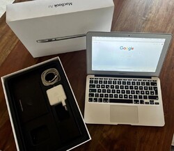 Apple MacBook Air 11” (Mid 2013) | Intel Core i5 | 4 GB RAM | 128 GB SSD Big Sur