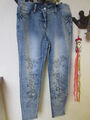 Amy Vermont Röhrrenjeans hell used Gr 40 mit Muster