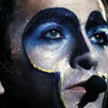 Peter Gabriel - Plays Live