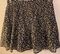 Damen Falten Rock Federleichter Sommer Gr.38 Schwarz, Graue Blumen Orsay