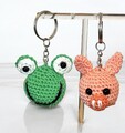 Gehäkelt Schwein, Frosch  Schlüsselanhänger,Weihnachten Geschenkt, amigurumi.