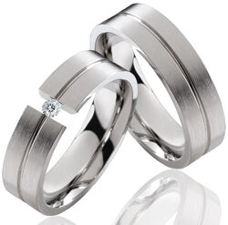 Eheringe Trauringe Partnerringe aus Edelstahl mit Zirkonia Ring Gravur F032