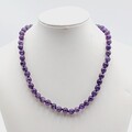 Wunderschöne Amethyst Kette Edelsteinkette Lila geknotet Collier 45 cm