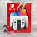 Nintendo Switch OLED Edition-Konsole mit Super Mario Bros Wonder Scarlet Violet