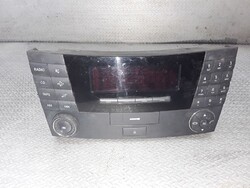 Mercedes-Benz E W211 2005 Radio CD-Player DVD-Player Navigation A2118200879